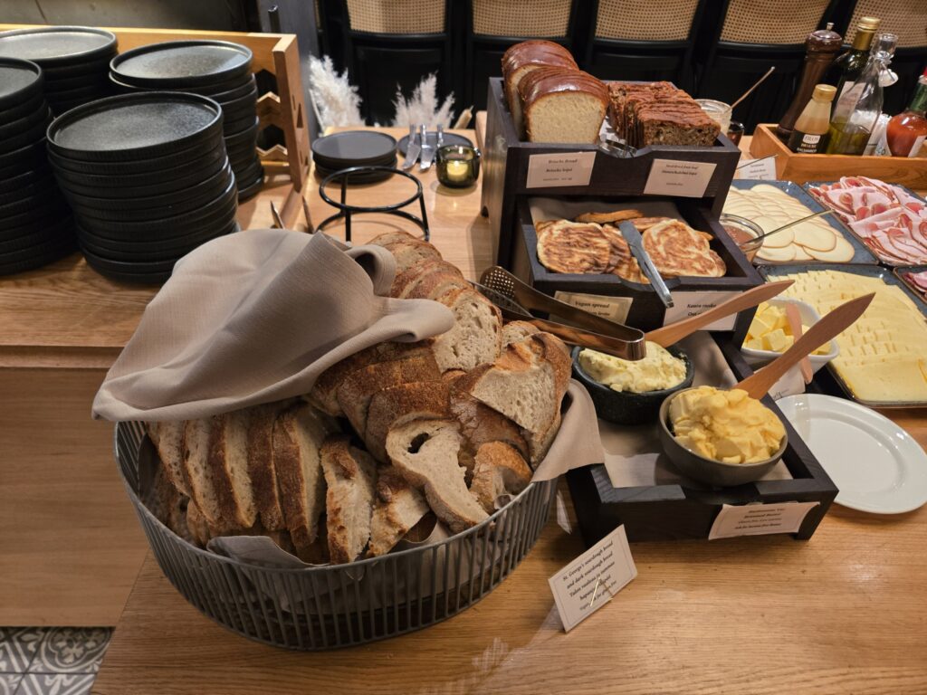 ホテル・セントジョージ,ヘルシンキの朝食のサワードウブレッド
