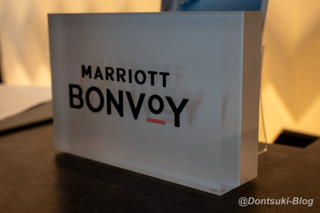 TIADのMARRIOTT BONVOYの卓上サイン
