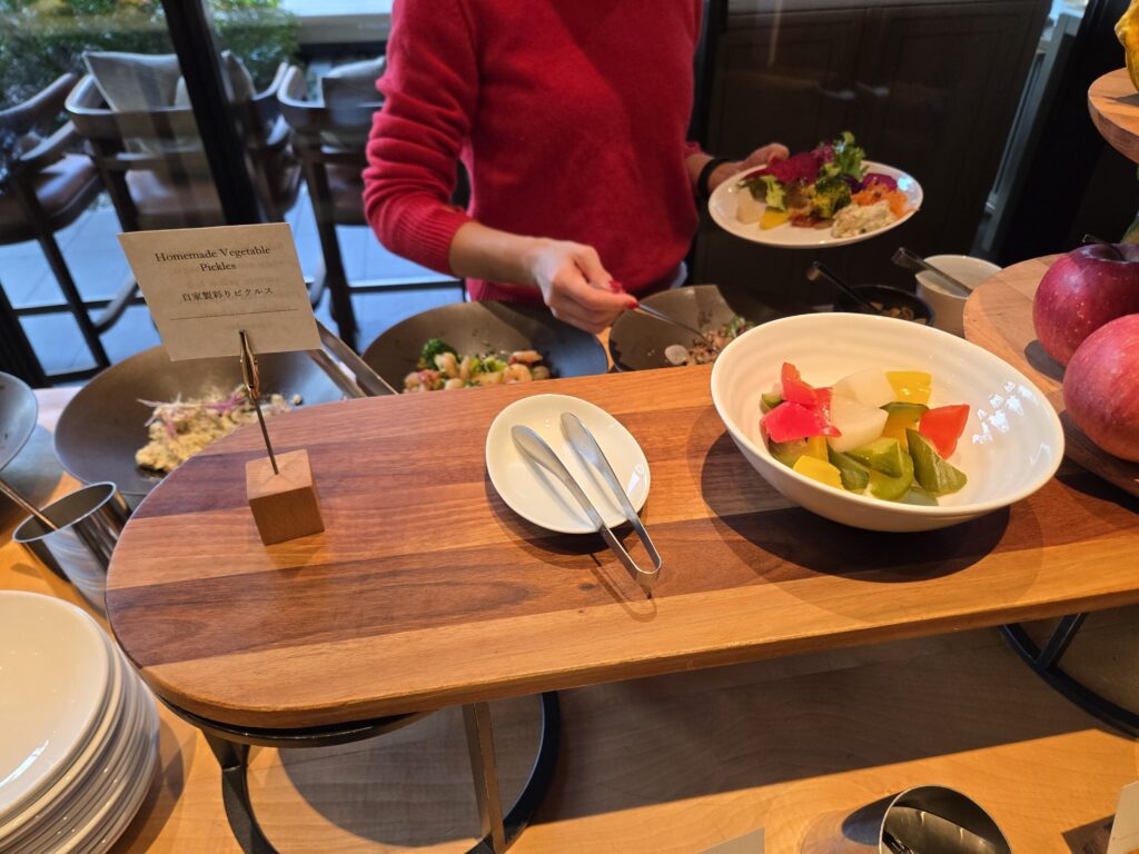 ホテルザ三井京都の朝食の自家製ピクルス