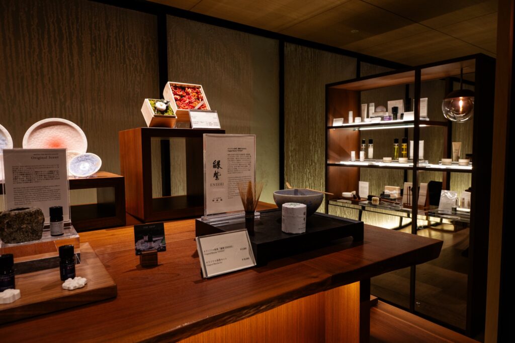 ホテルザ三井京都のTHE SHOPの店内